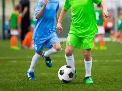 紧急通报,柔佛新山战,再现红黄牌,K8凯发,凯发官网,凯发国际