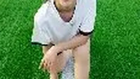 曼联在阿莫林掌舵下英超表现：12胜9平18负，场均得分仅1.15分，揭秘赛季低谷之谜！