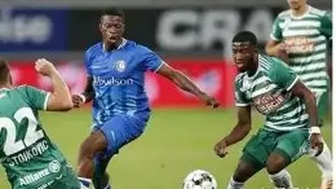 【重磅！穆里尼奥大刀阔斧调整，上海海港首发阵容亮相，李圣龙领衔出战，锋线新格局引期待】