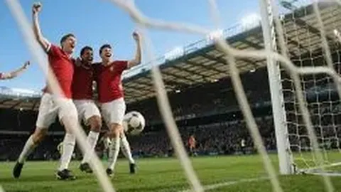 《电讯报独家揭秘：泰勒-亚当斯，曼联锋线新希望，六号位难题或将迎刃而解！》